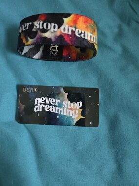 Zox - Never Stop Dreaming